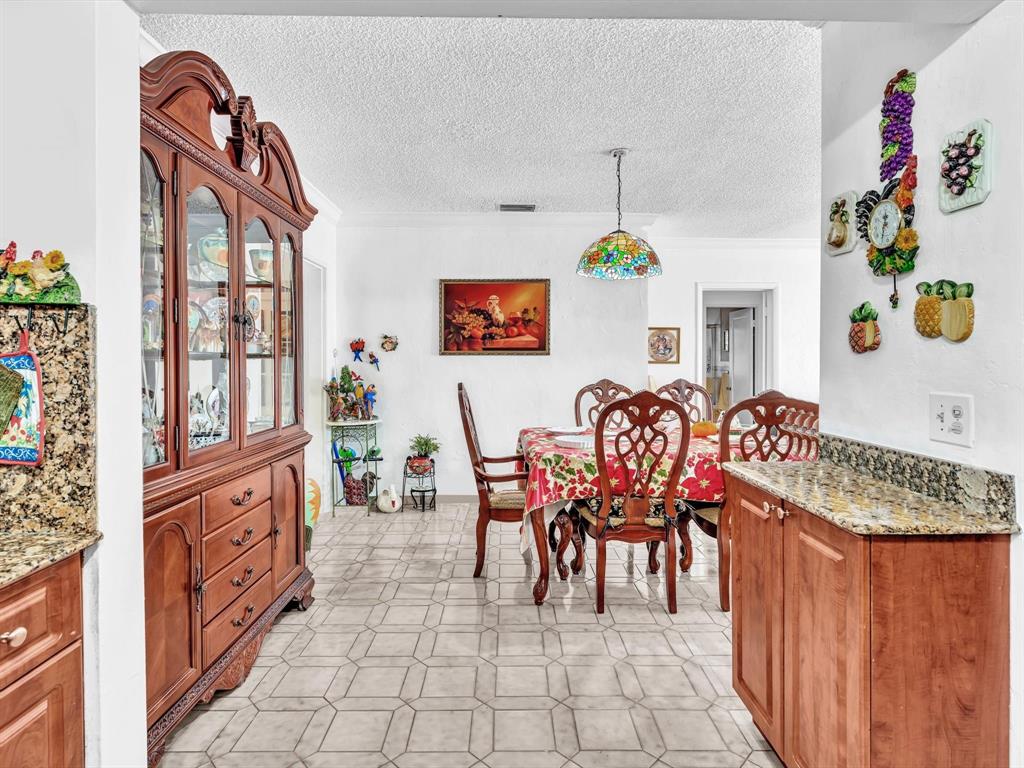 2347 Southwest 18th Street Miami, FL 33145 - Photo 18 of 46