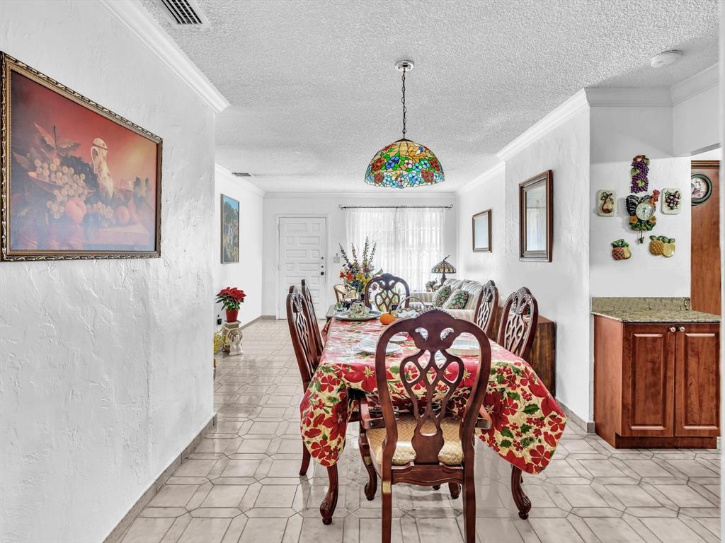 2347 Southwest 18th Street Miami, FL 33145 - Photo 20 of 46