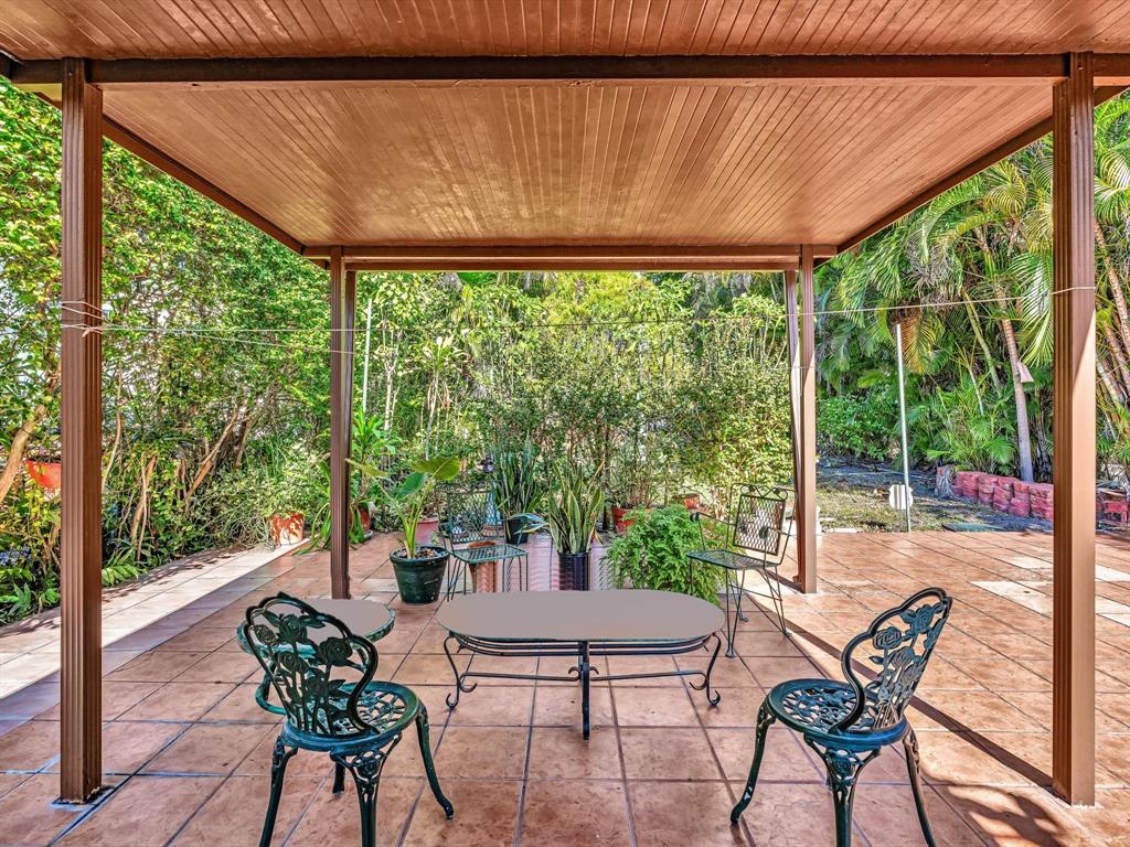 2347 Southwest 18th Street Miami, FL 33145 - Photo 28 of 46