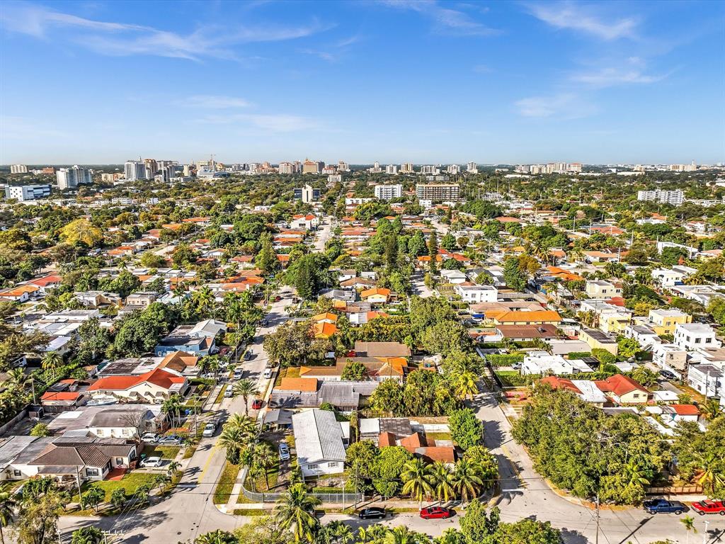 2347 Southwest 18th Street Miami, FL 33145 - Photo 44 of 46 an aerial view of multiple house