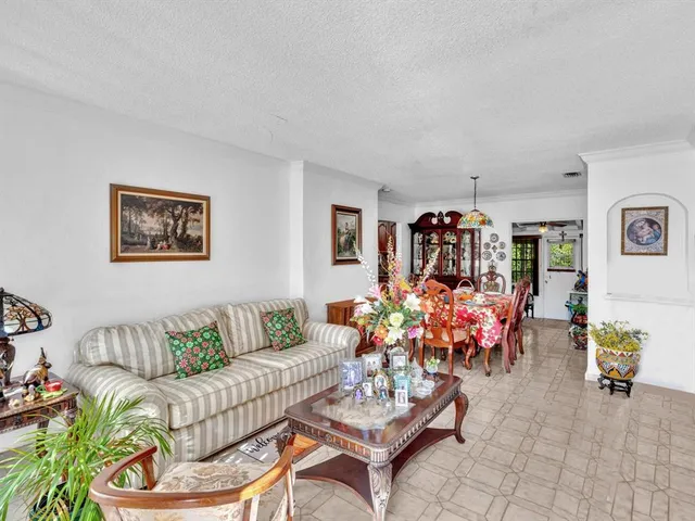 $749,000 | 2347 Southwest 18th Street, Miami, FL 33145