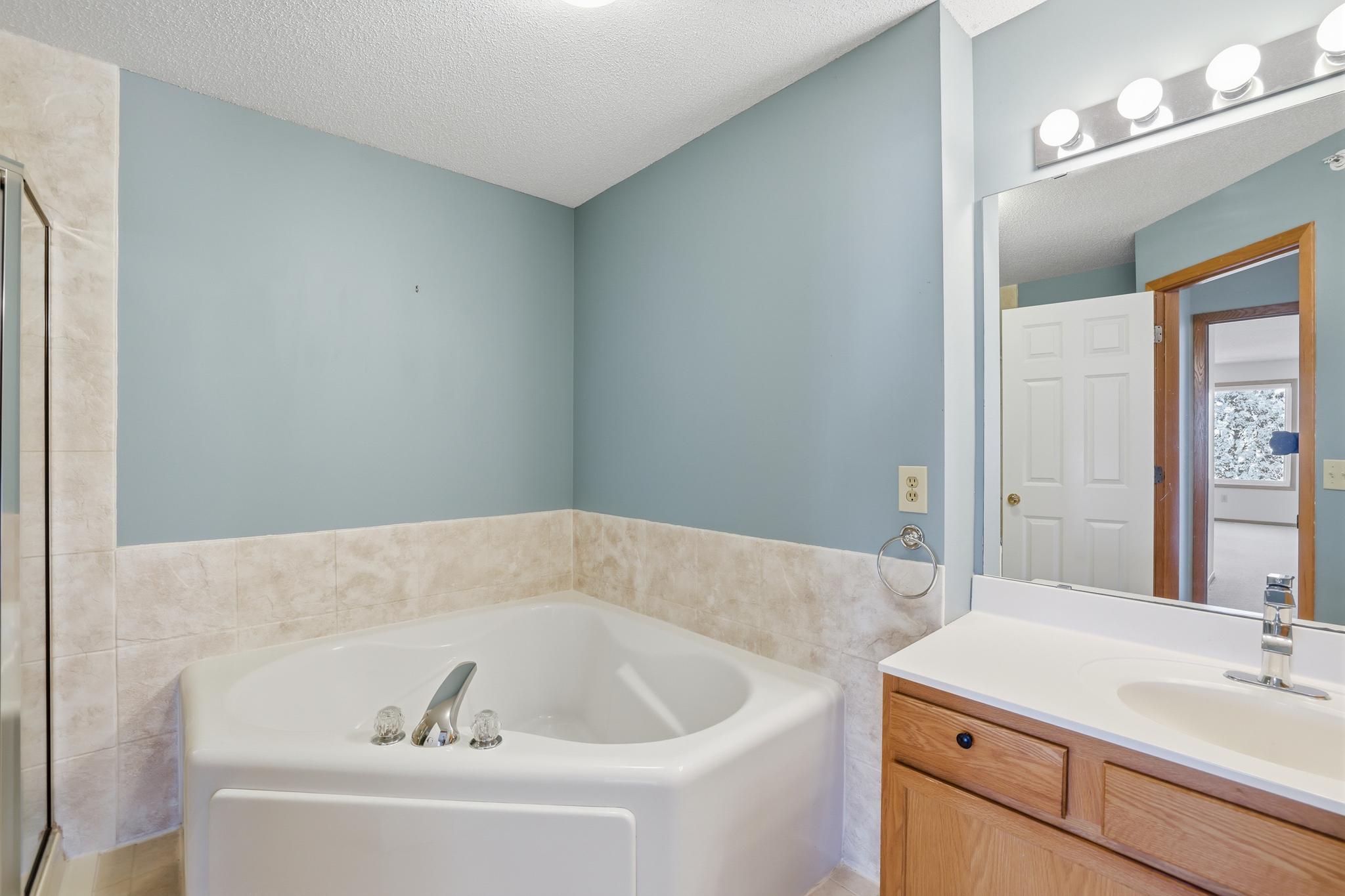 900 Fairfield Way Hopkins, MN 55305 - Photo 17 of 22