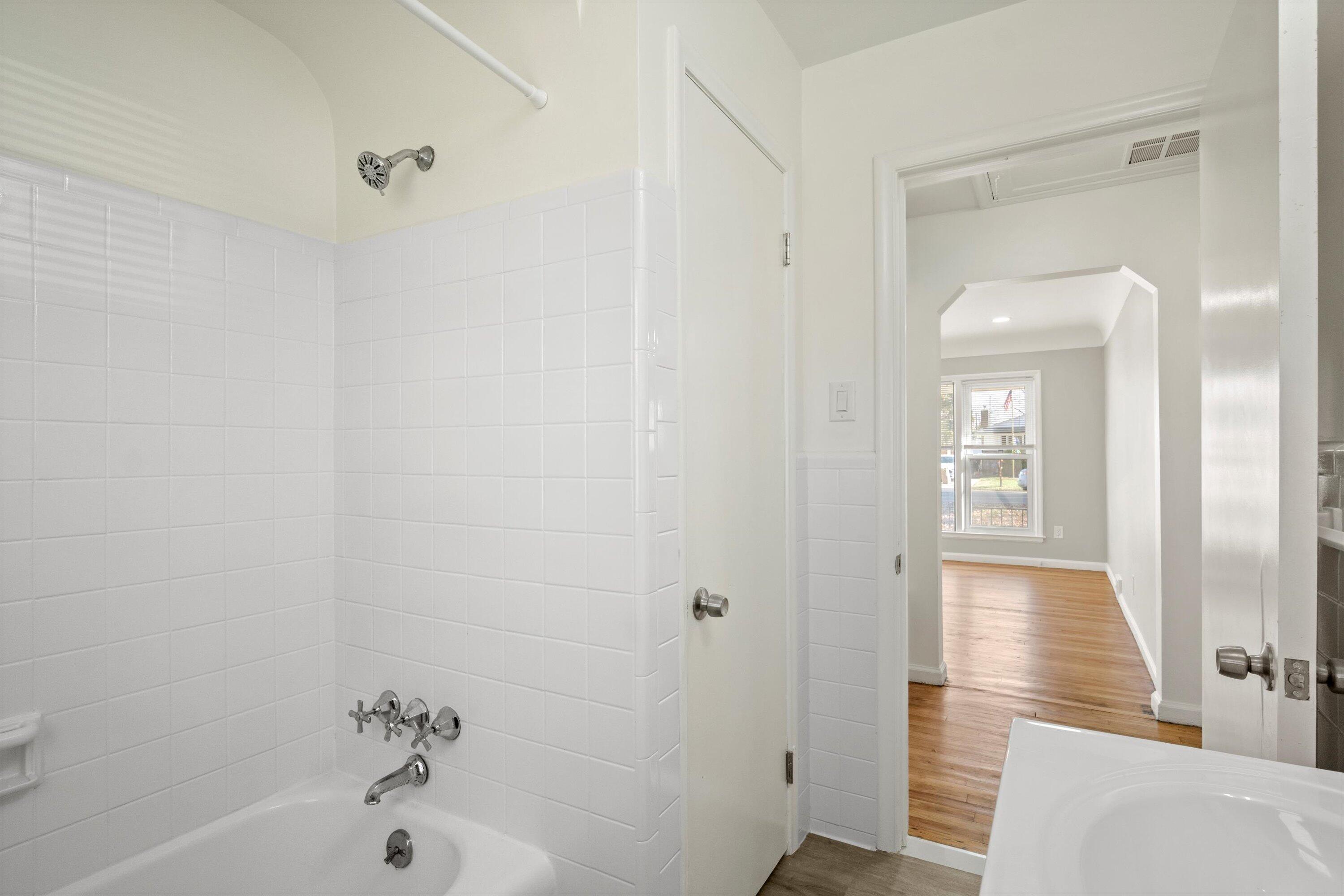 5854 Syracuse Street Taylor, MI 48180 - Photo 21 of 43 21-DSC07551