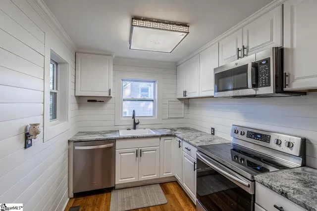 $349,900 | 118 Bleckley Avenue, Greenville, SC 29607