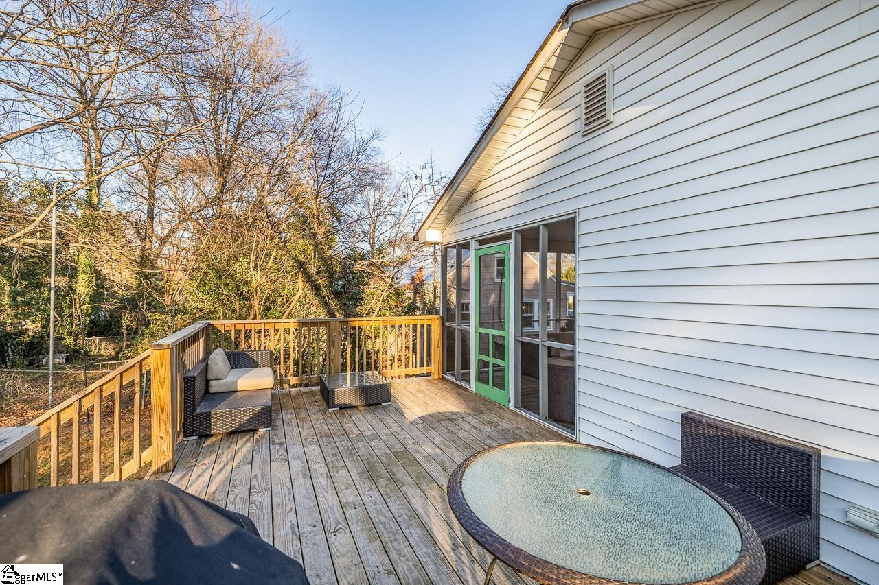 118 Bleckley Avenue Greenville, SC 29607 - Photo 9 of 18