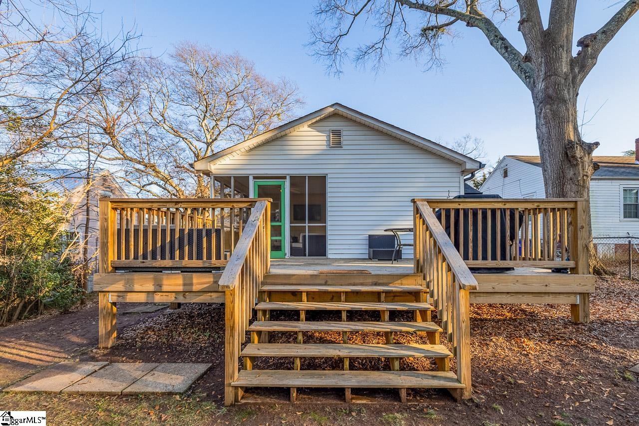 118 Bleckley Avenue Greenville, SC 29607 - Photo 10 of 18