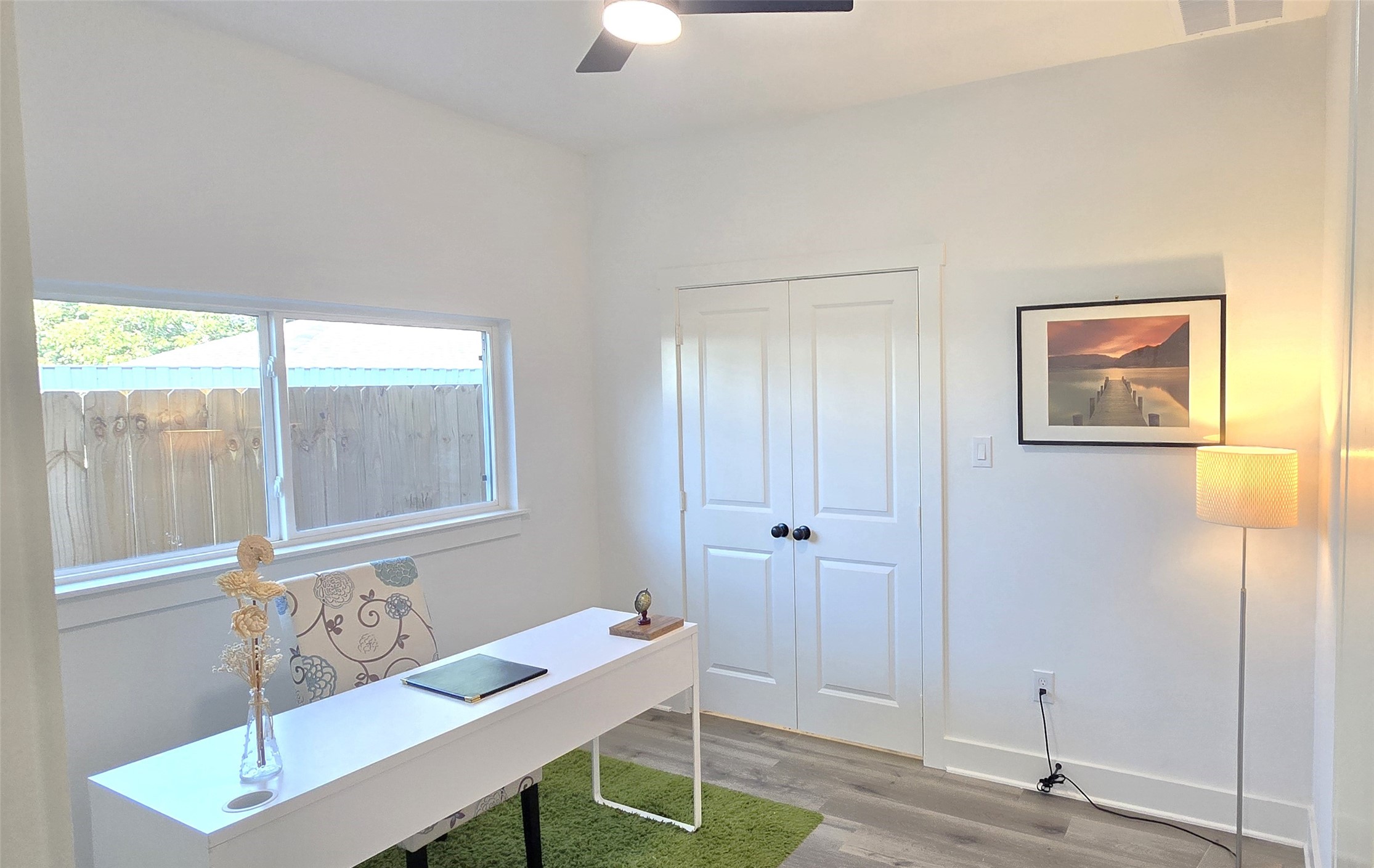 4922 Hoover Street, Unit F Houston, TX 77092 - Photo 23 of 26 Bedroom can be used as a home office or studio.