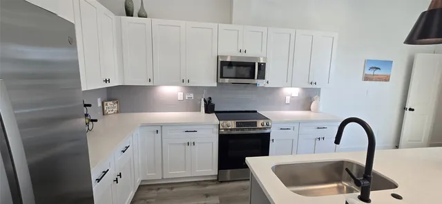 $309,500 | 4922 Hoover Street, Unit F, Houston, TX 77092