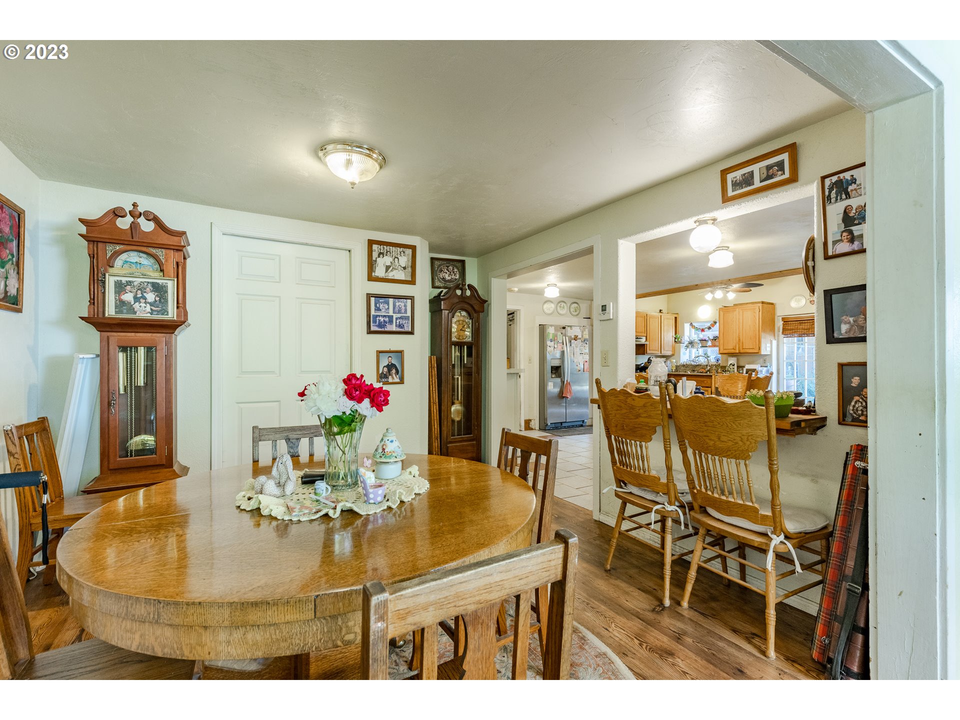 6585 Main Street Springfield, OR 97478 - Photo 14 of 30 a view of a dining room with furniture