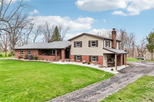 $379,316 | 4412 West State Street, Edinburg, PA 16116