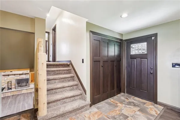 $379,316 | 4412 West State Street, Edinburg, PA 16116