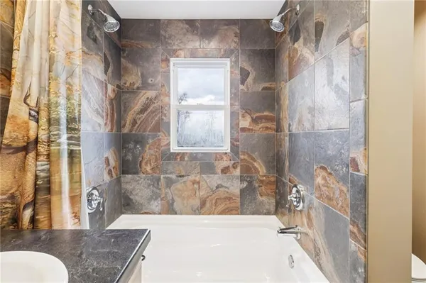 $379,316 | 4412 West State Street, Edinburg, PA 16116