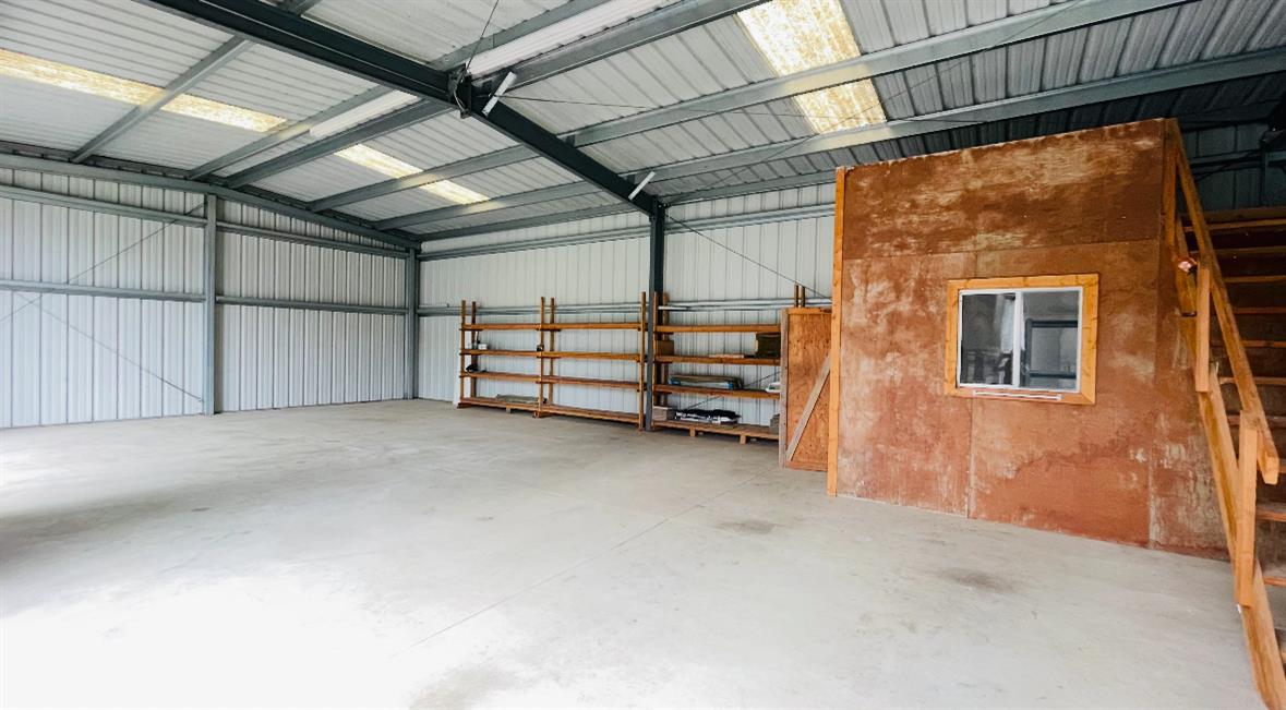 8181 West Kile Road Thornton, CA 95686 - Photo 48 of 65 a view of a garage