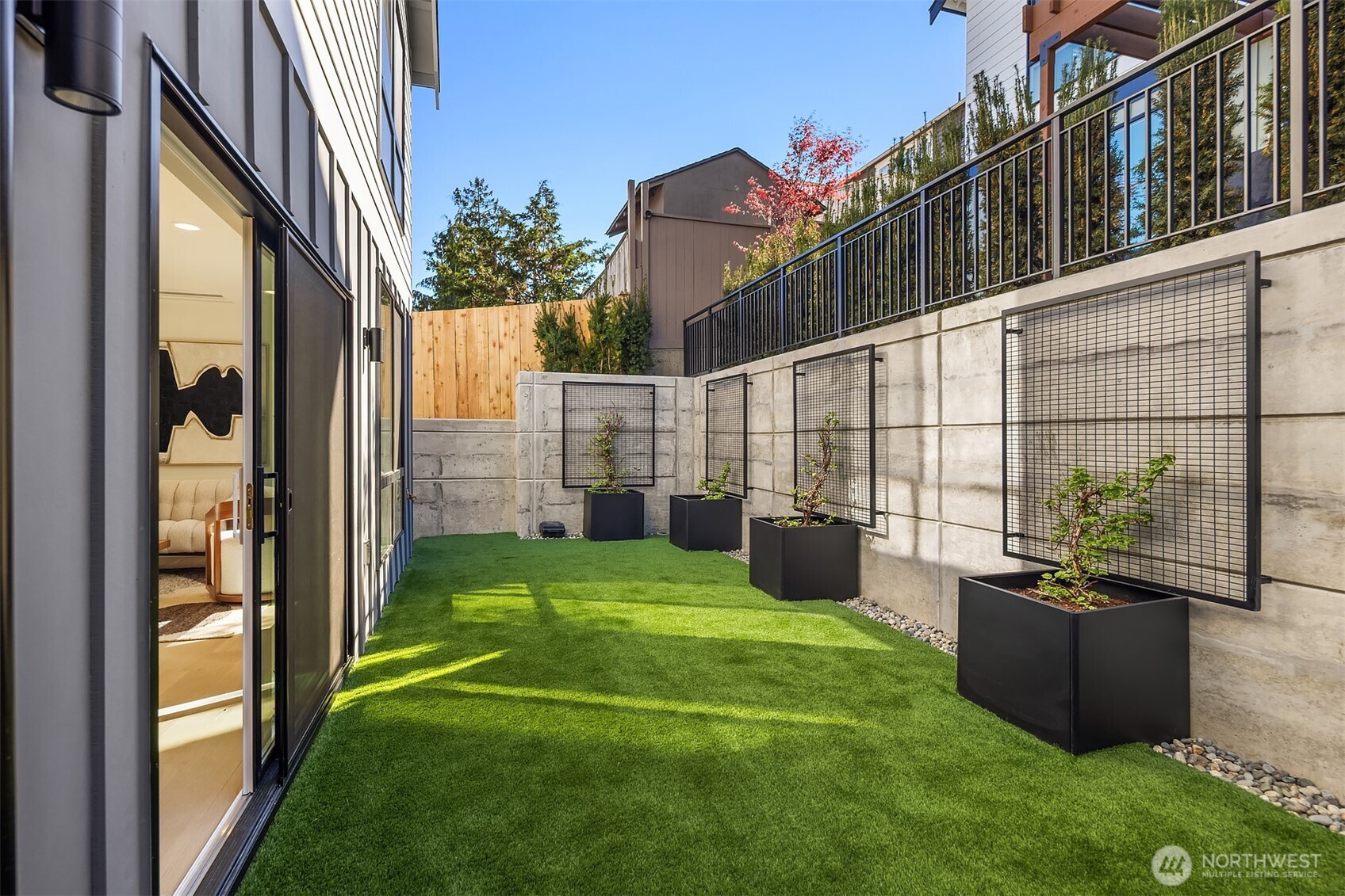 4411 1st Avenue Northeast Seattle, WA 98103 - Photo 11 of 26