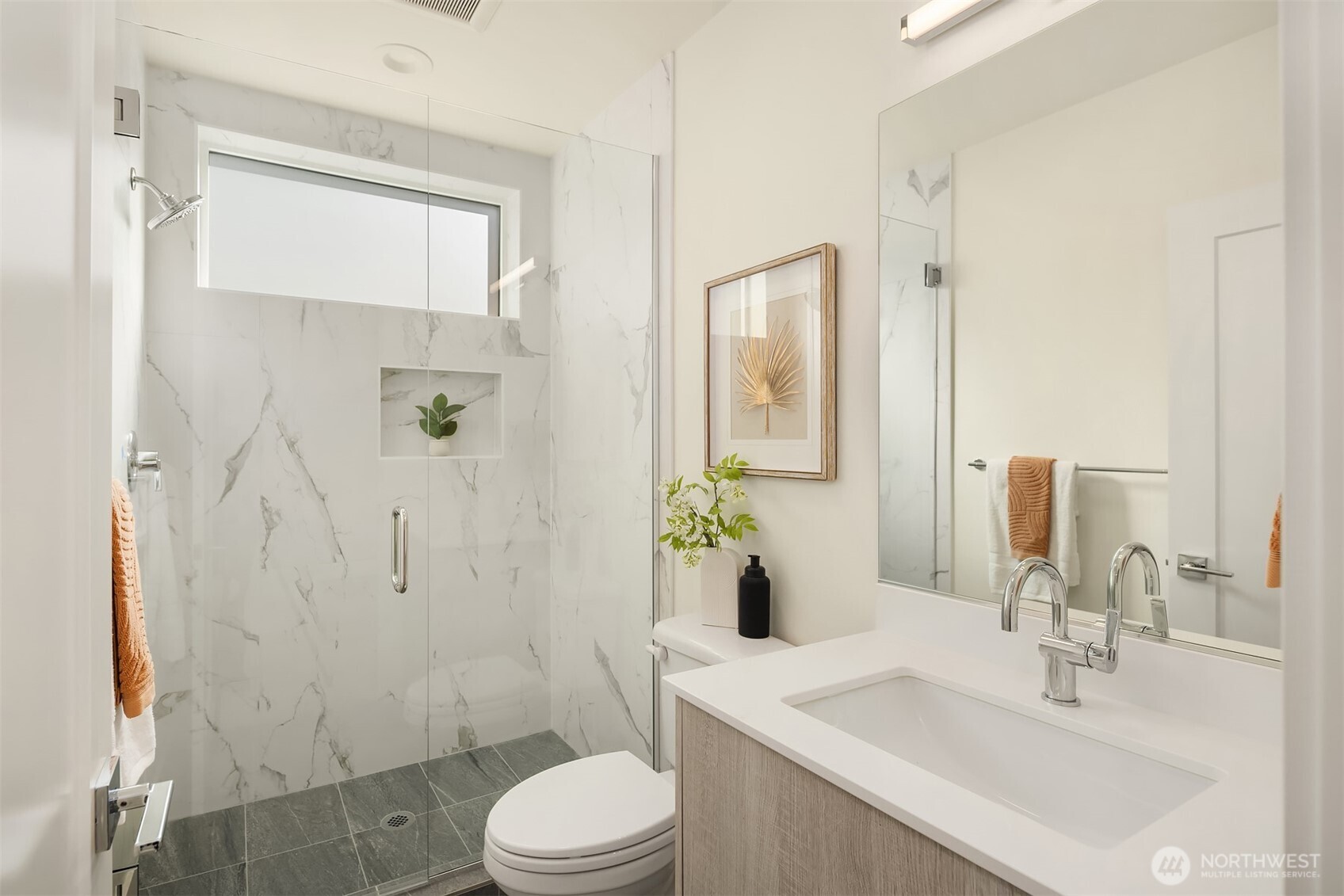 4411 1st Avenue Northeast Seattle, WA 98103 - Photo 15 of 26