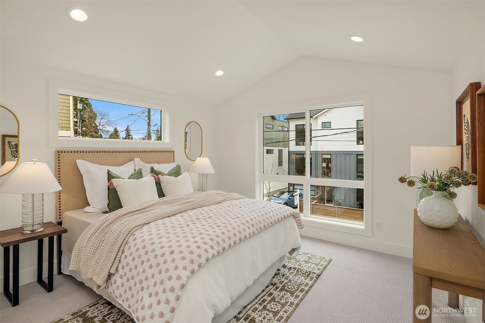 4411 1st Avenue Northeast Seattle, WA 98103 - Photo 23 of 26