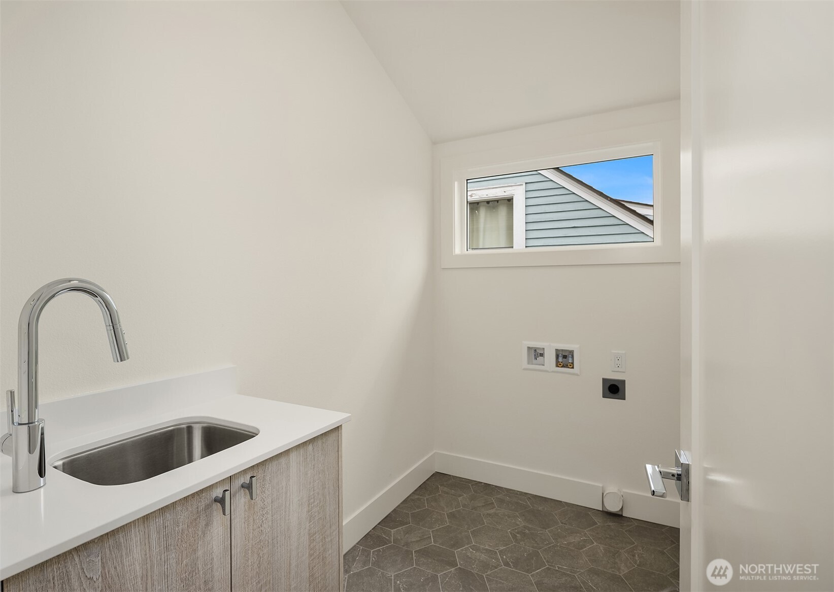 4411 1st Avenue Northeast Seattle, WA 98103 - Photo 26 of 26