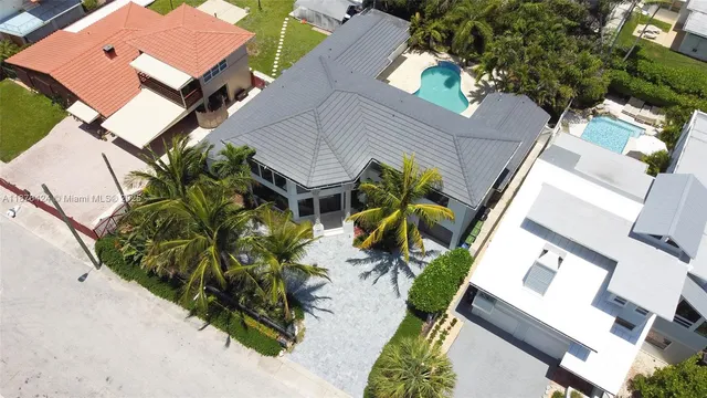 $3,747,000 | 3321 Northeast 16th Place, Fort Lauderdale, FL 33305