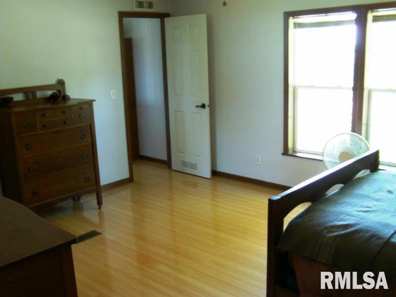 3202 Dillinger Road Carbondale, IL 62901 - Photo 13 of 25