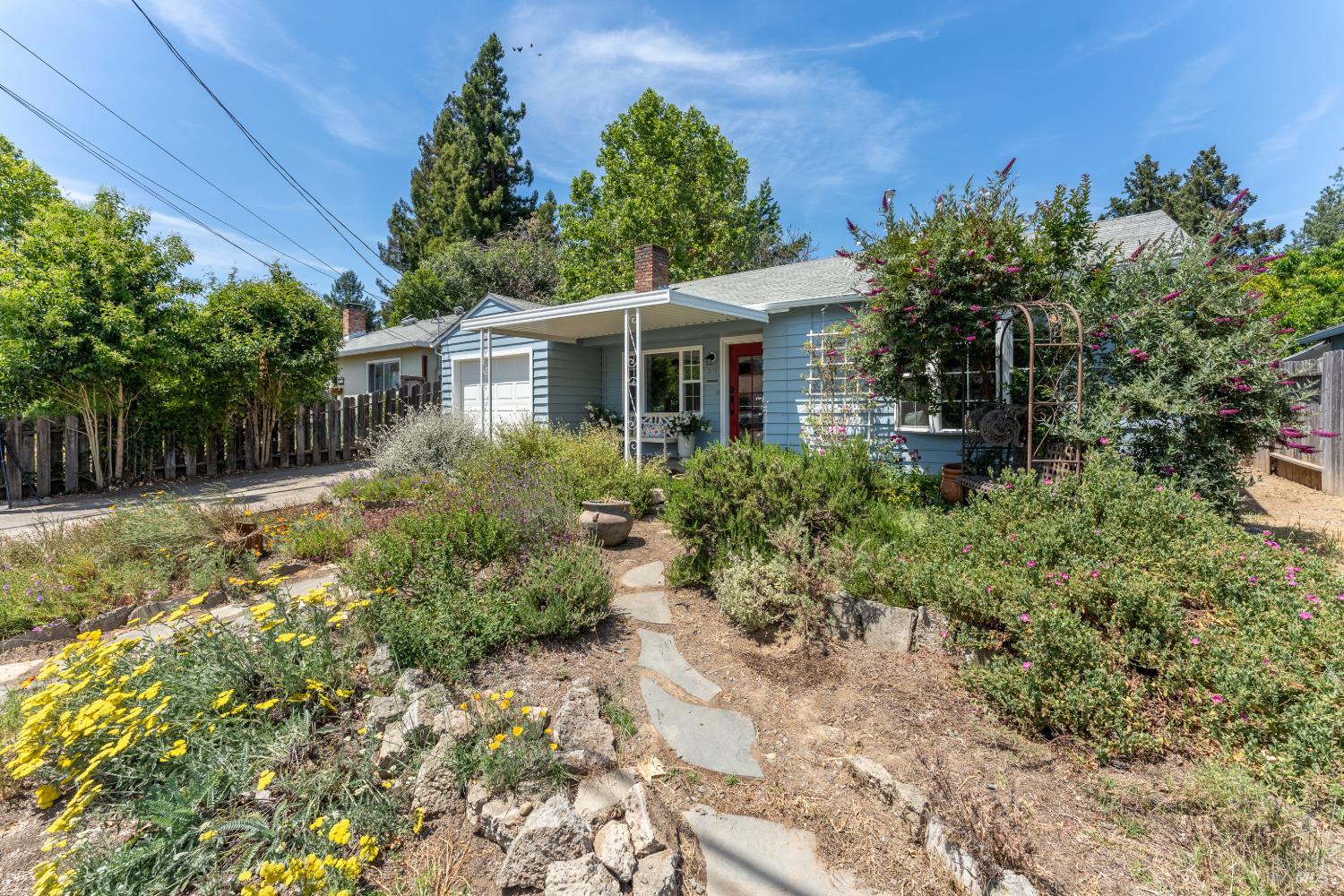 262 Magnolia Street Ukiah, CA 95482 - Photo 33 of 34 a view of a house with a yard