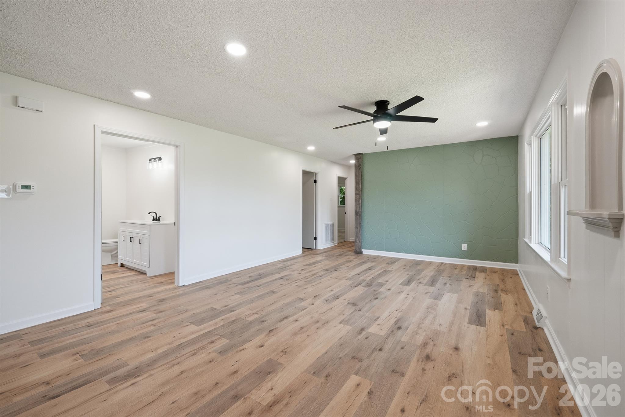 112 Summers Farm Road Statesville, NC 28625 - Photo 4 of 37
