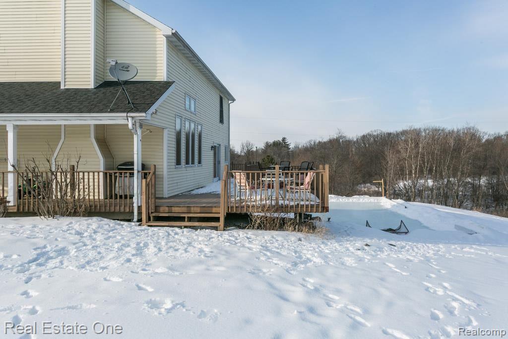 8184 Green Road Fenton, MI 48430 - Photo 26 of 39 4Y0A0329.jpg