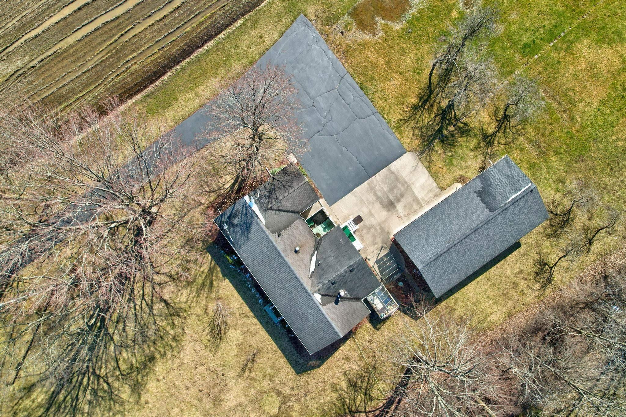 6262 Curtis Road Bridgeport, MI 48722 - Photo 69 of 82 50135942-a2513653-eb71-48c2-96a5-48e6a92fffc4.JPG