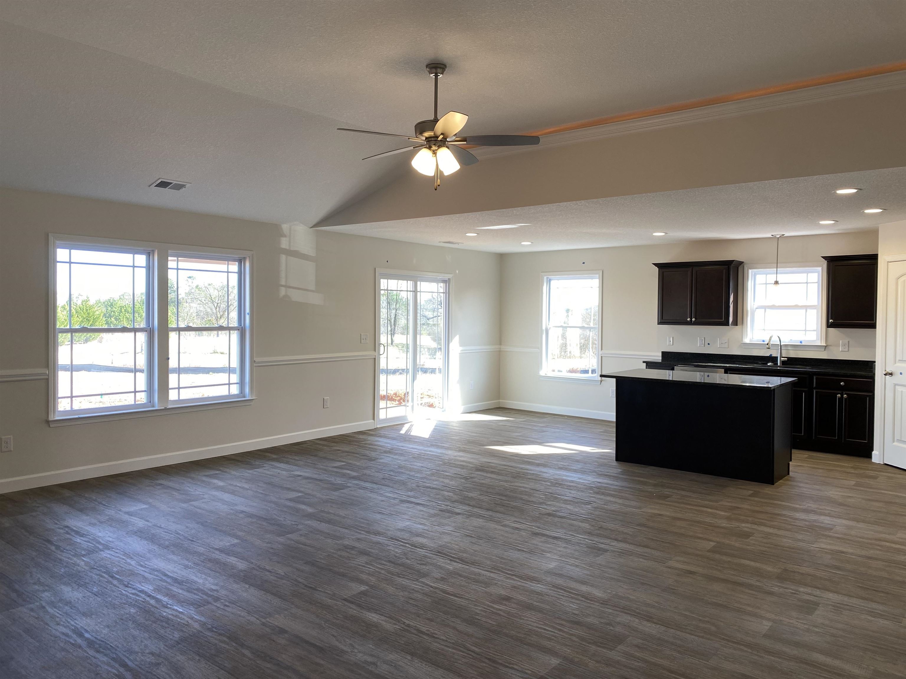 124 Long Branch Road Chesnee, SC 29323 - Photo 3 of 7