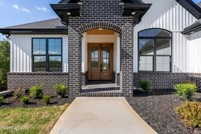 $759,900 | 415 Kahite Trail, Vonore, TN 37885