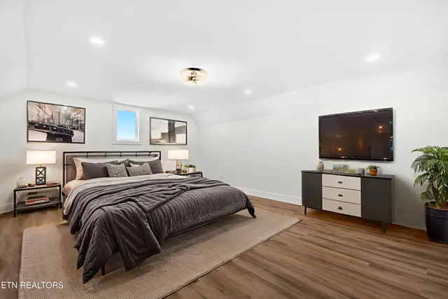 $759,900 | 415 Kahite Trail, Vonore, TN 37885