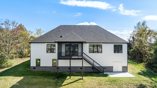 $759,900 | 415 Kahite Trail, Vonore, TN 37885