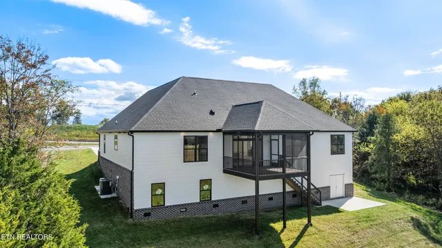 $759,900 | 415 Kahite Trail, Vonore, TN 37885