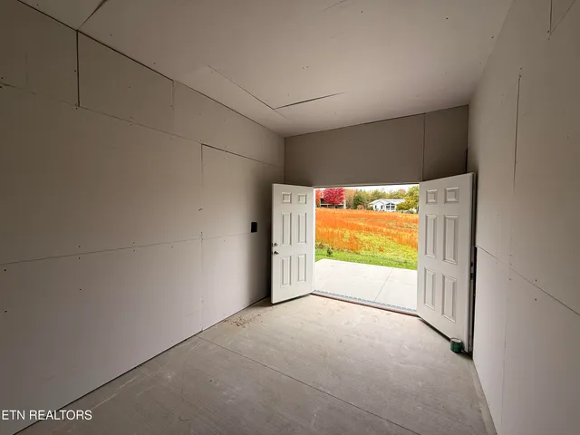 $759,900 | 415 Kahite Trail, Vonore, TN 37885