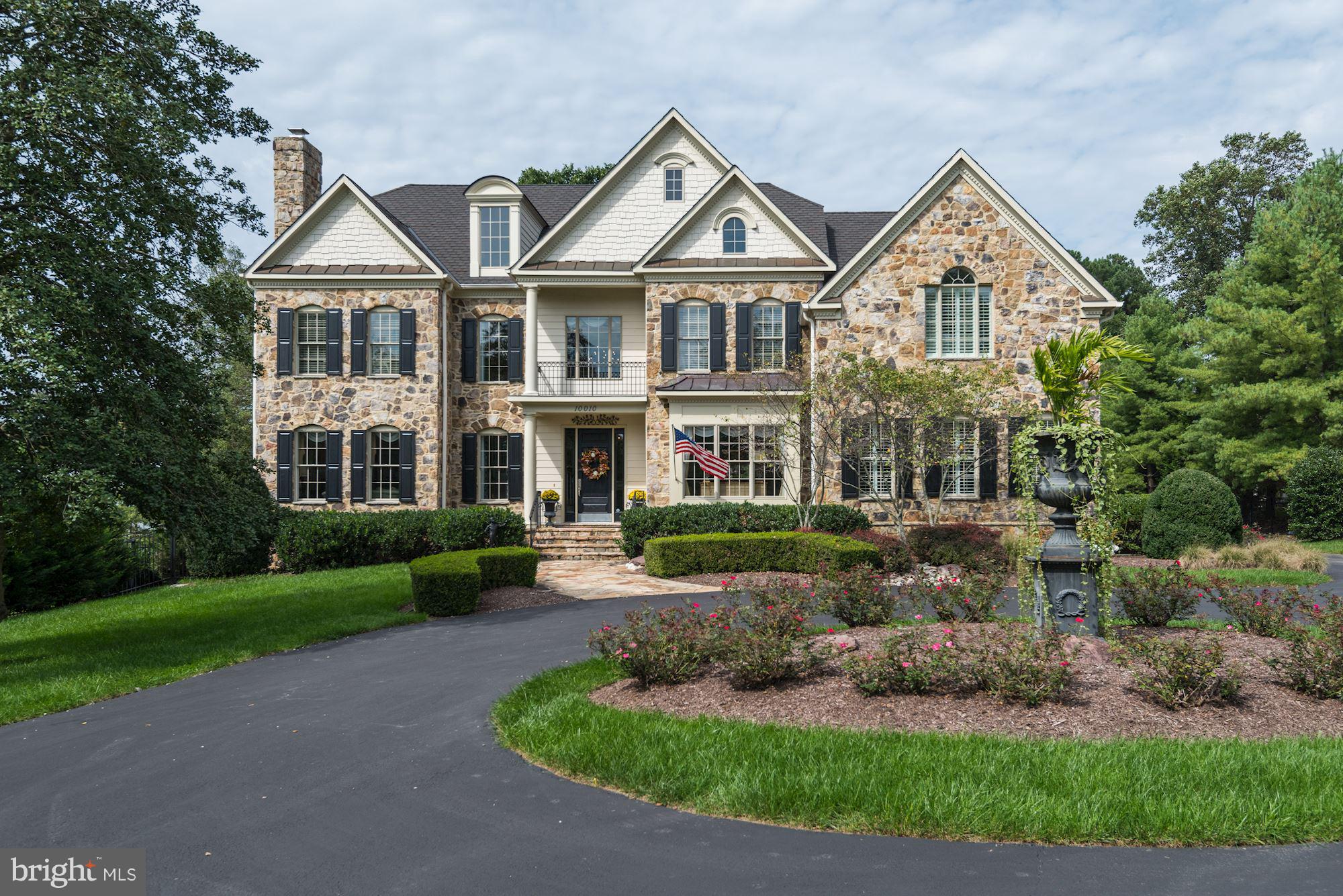 Gated 10,000 Sq Ft of Luxury Living