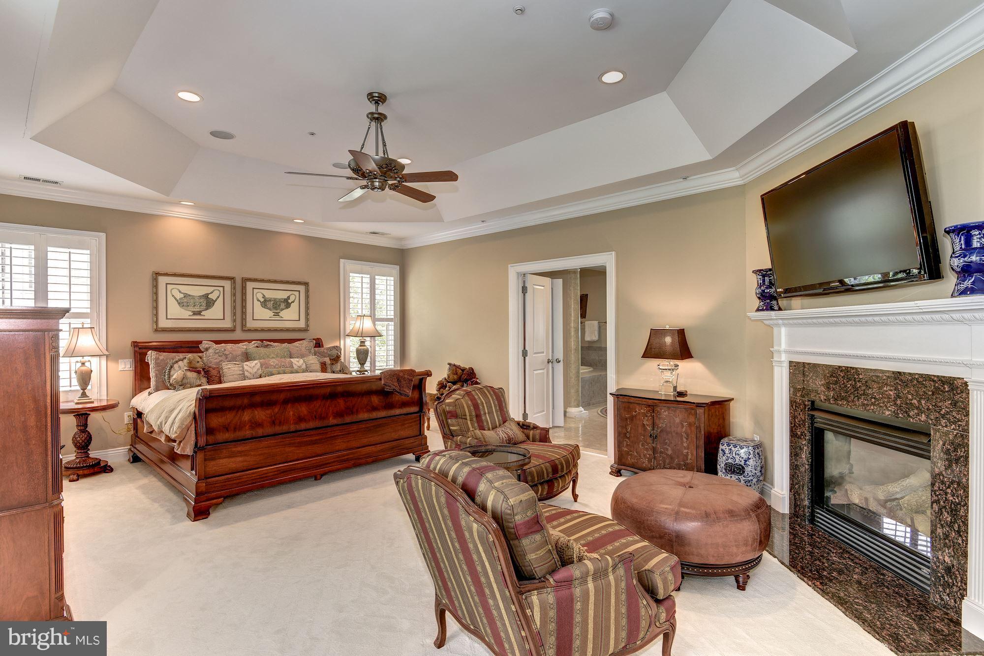 10010 Gary Road Potomac, MD 20854 - Photo 13 of 30 Gorgeous Master Bedroom Suite
