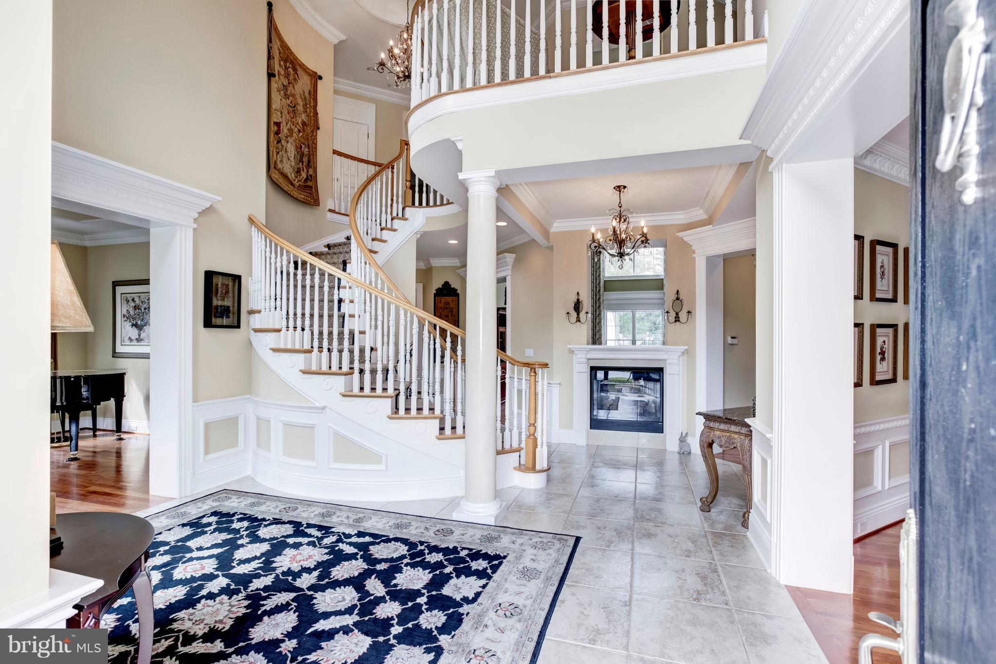 10010 Gary Road Potomac, MD 20854 - Photo 3 of 30 Gorgeous 2 story Foyer and Vestibule
