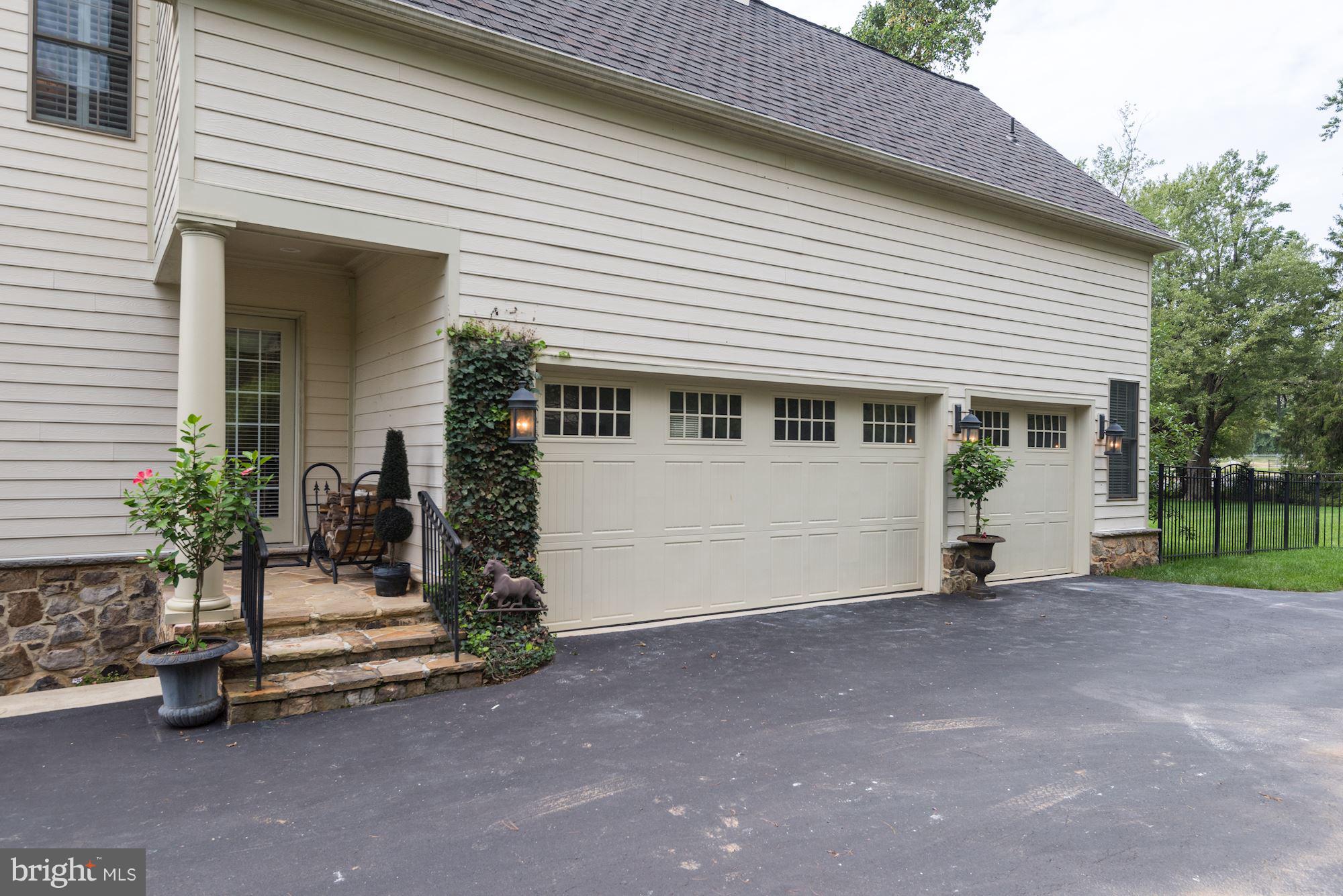 10010 Gary Road Potomac, MD 20854 - Photo 28 of 30 3 Car Garage with Apartment Above