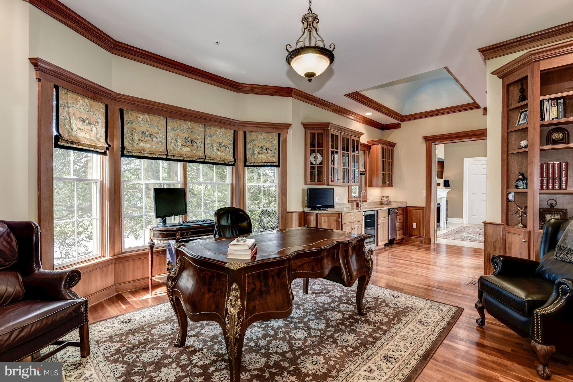 10010 Gary Road Potomac, MD 20854 - Photo 7 of 30 Handsome Study with Wet Bar