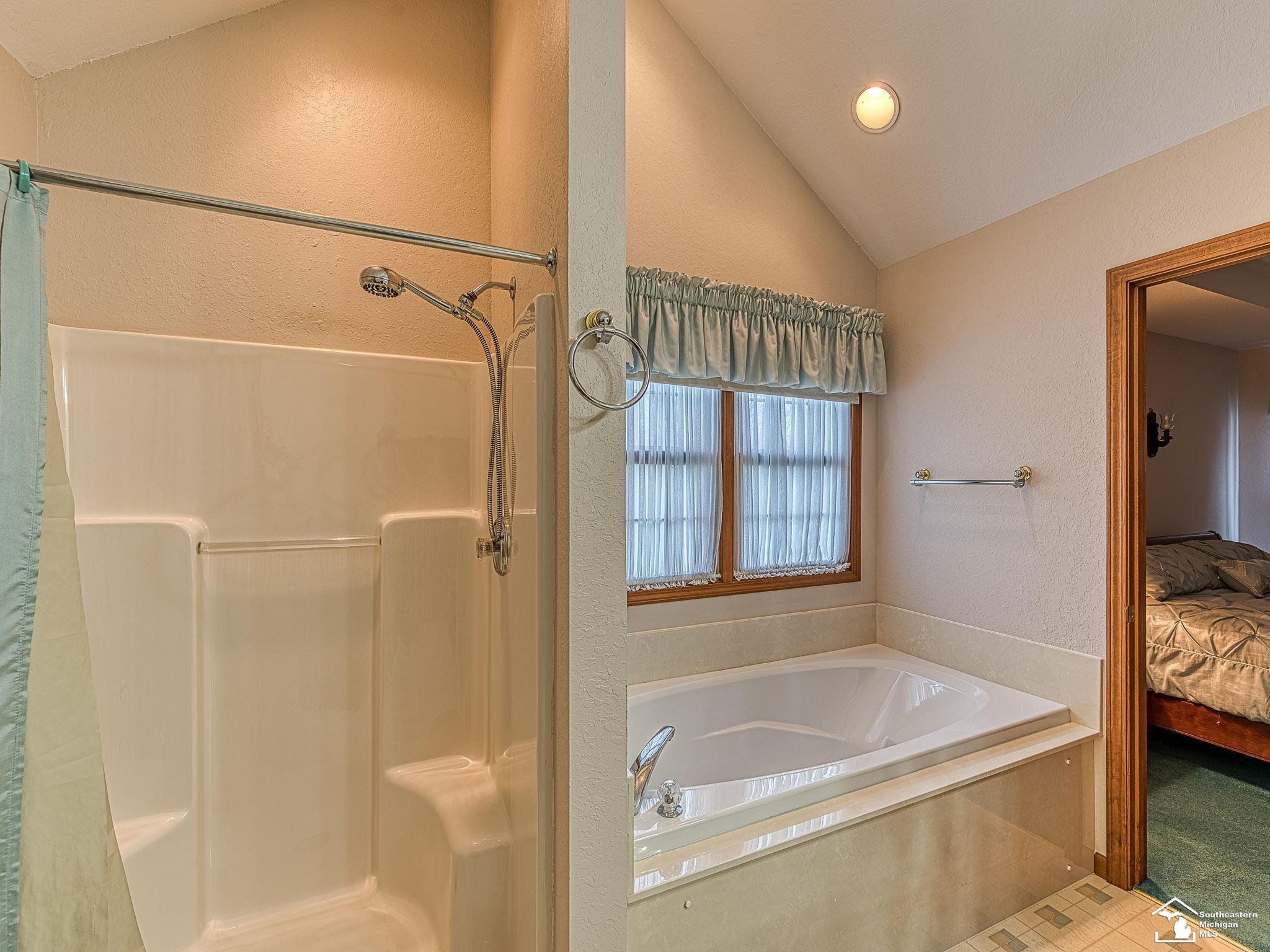2358 South Custer Road Monroe, MI 48161 - Photo 19 of 43