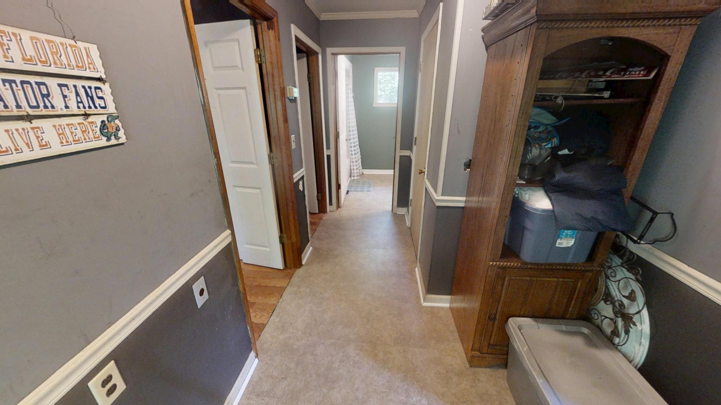 523 Cannon Road LaFayette, GA 30728 - Photo 23 of 26 523-Cannon-Hallway-Entrance