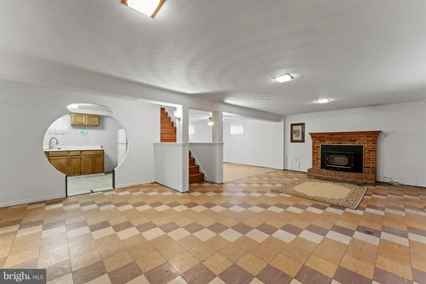 $469,900 | 6805 Pamela Lane, Clinton, MD 20735