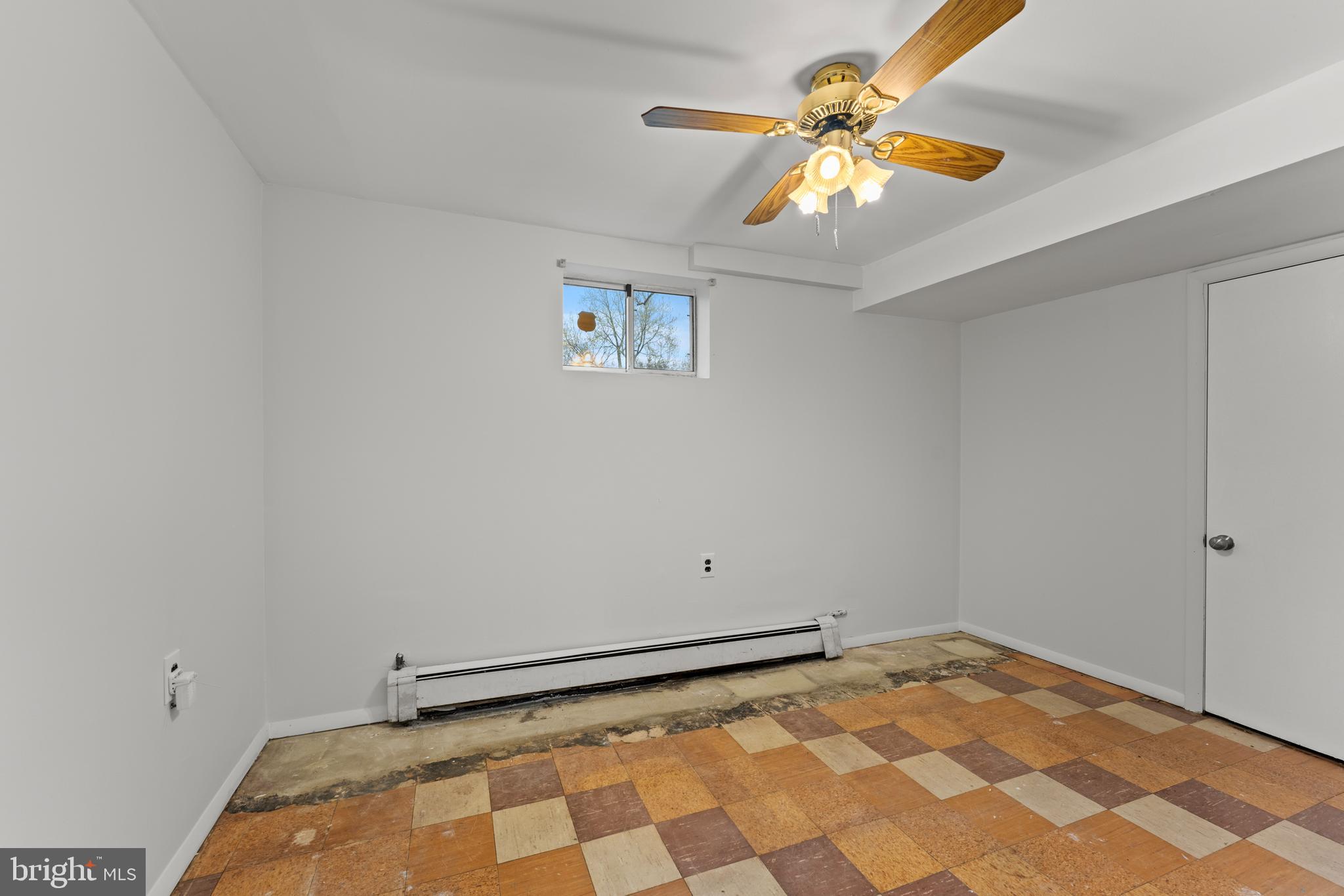 6805 Pamela Lane Clinton, MD 20735 - Photo 31 of 39 a view of an empty room