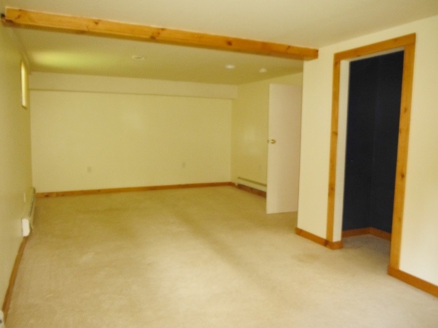 170 Stony Hill Road Warren, VT 05674 - Photo 3 of 10