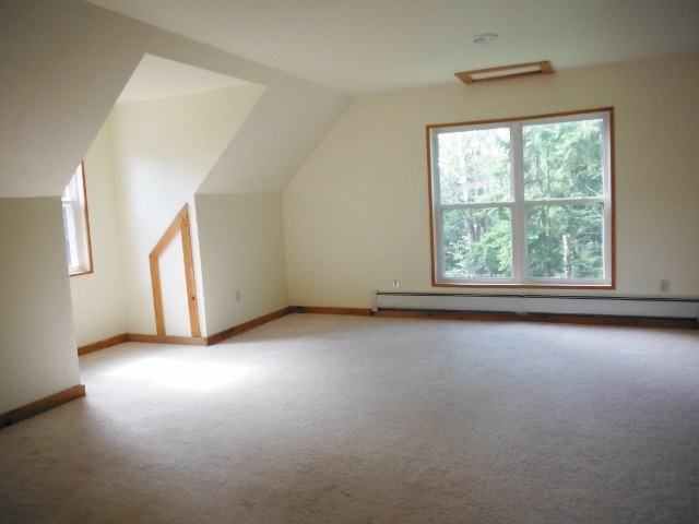 170 Stony Hill Road Warren, VT 05674 - Photo 9 of 10