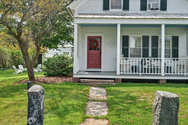 $619,000 | 87 Townshend Road, Grafton, VT 05146