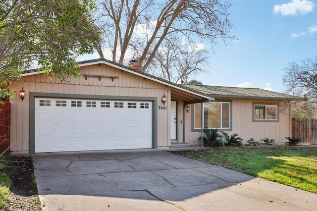 $499,000 | 3601 Sareco Court, Carmichael, CA 95608