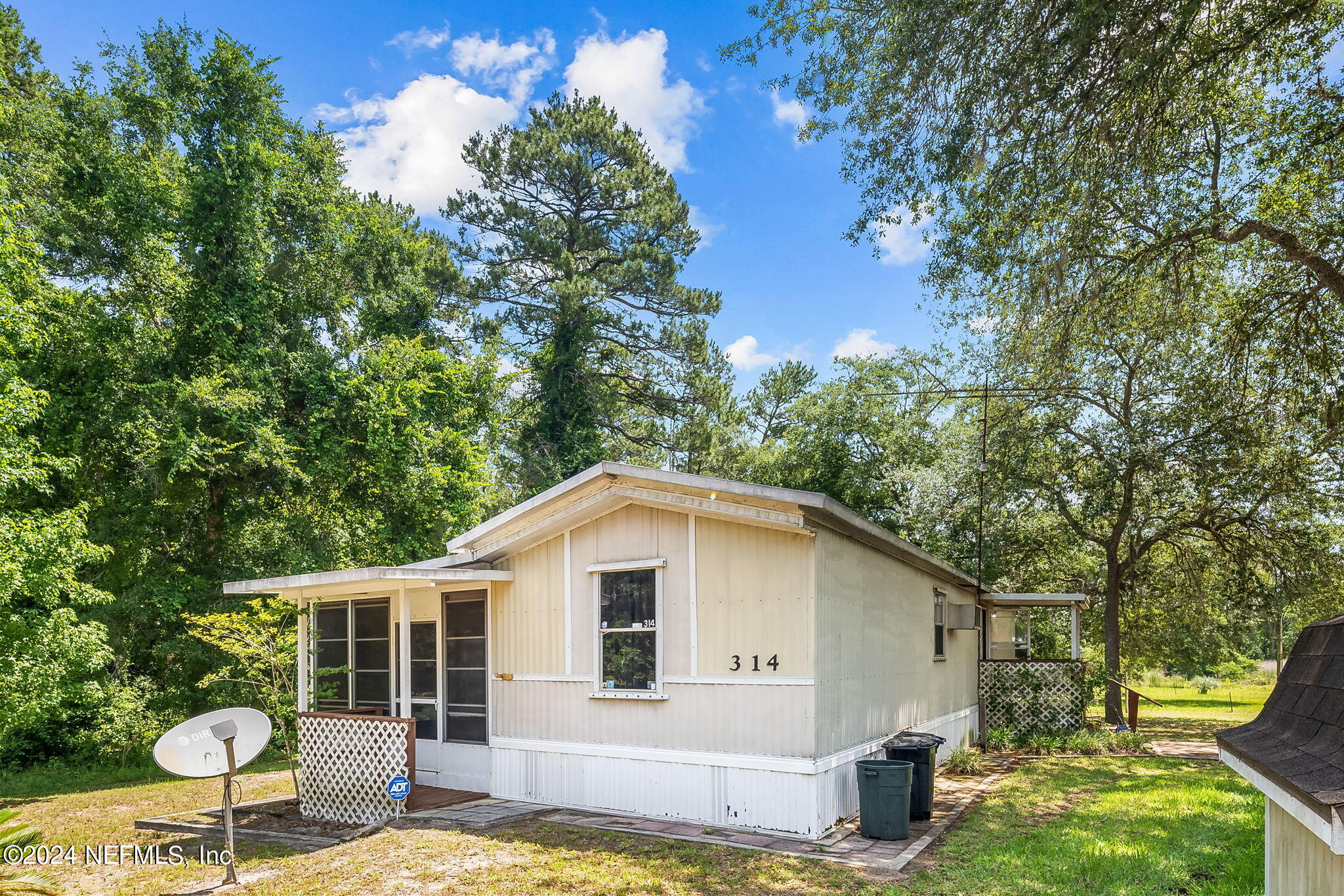 314 Incline Road Satsuma, FL 32189 - Photo 3 of 25 2-web-or-mls-JWLeePhoto-8267