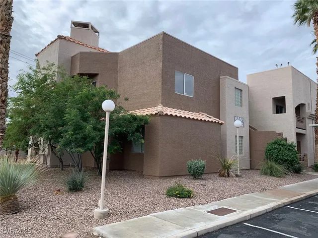 $1,300 | 6851 Tamarus Street, Unit 101, Las Vegas, NV 89119