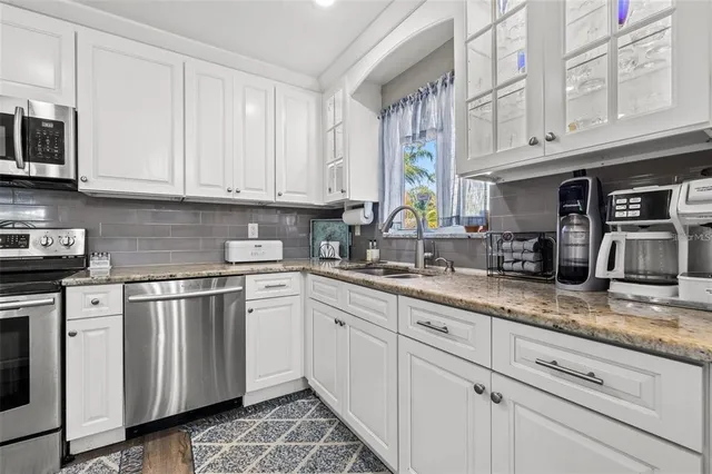 $3,340 | 3113 Chamblee Lane, Clearwater, FL 33759