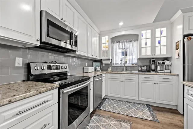 $3,340 | 3113 Chamblee Lane, Clearwater, FL 33759